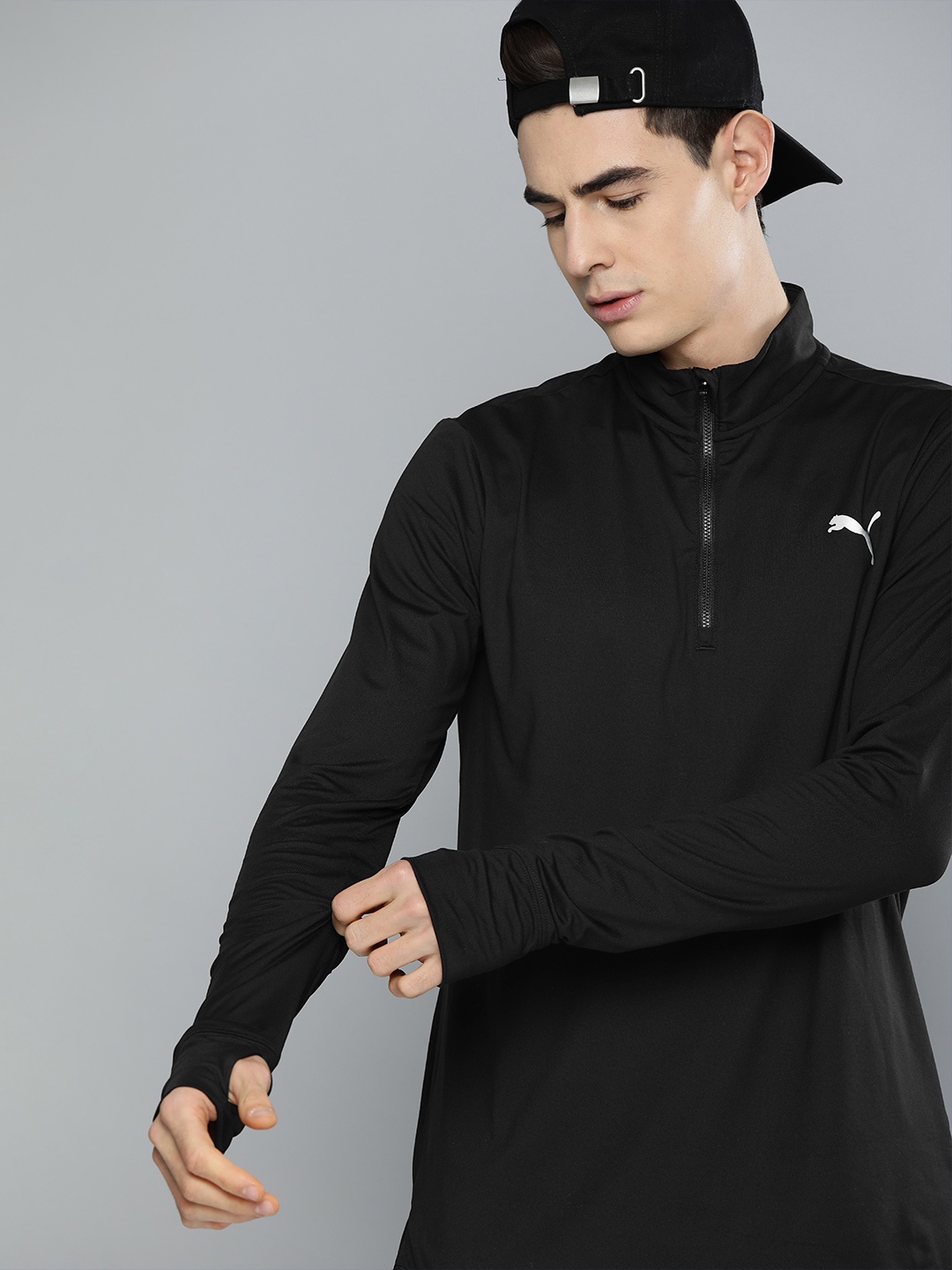 

Puma Men Black Solid Run Fav 1/4 Zip T-Shirt