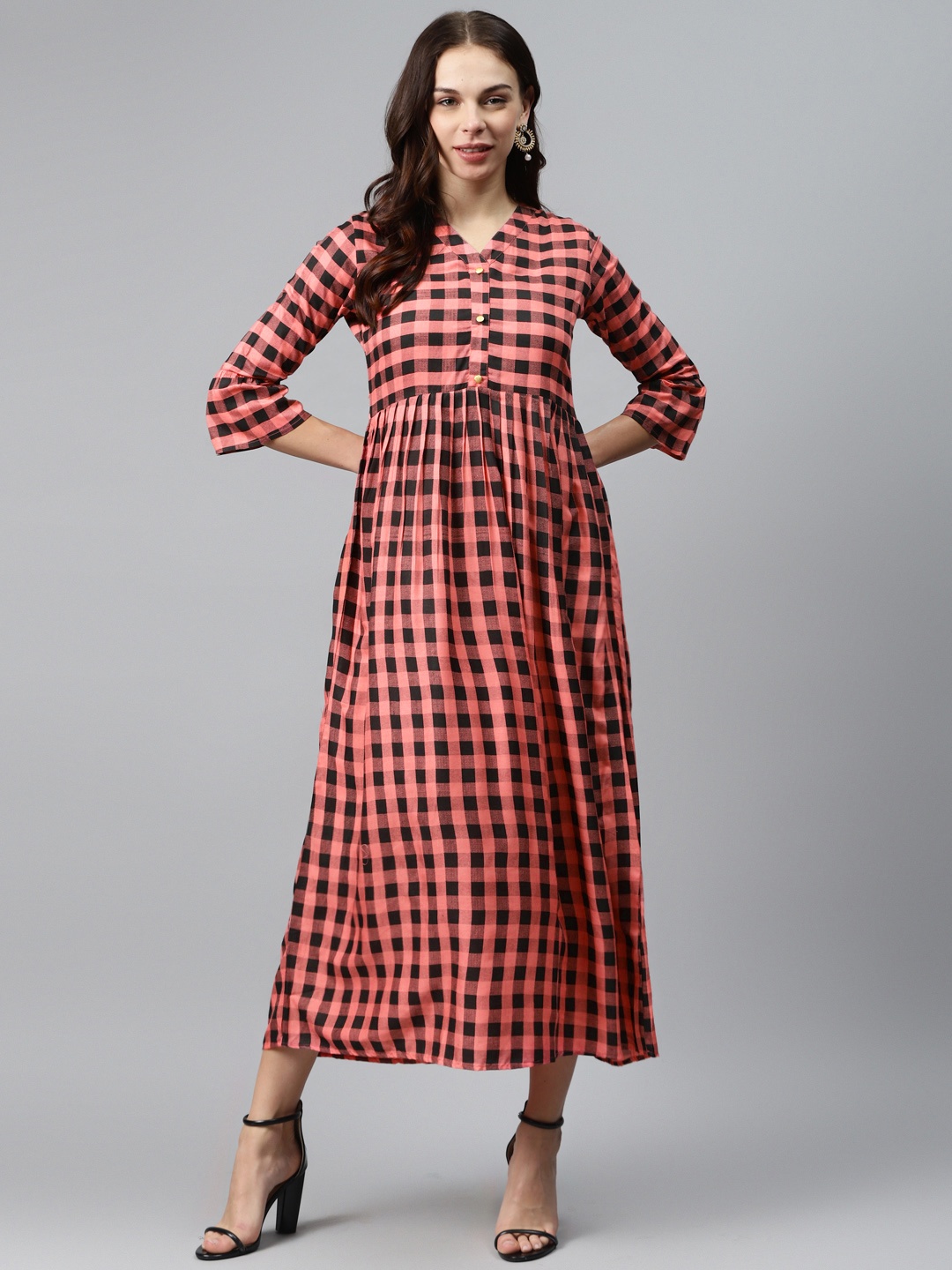 

mokshi Women Pink & Black Checked Maxi Dress