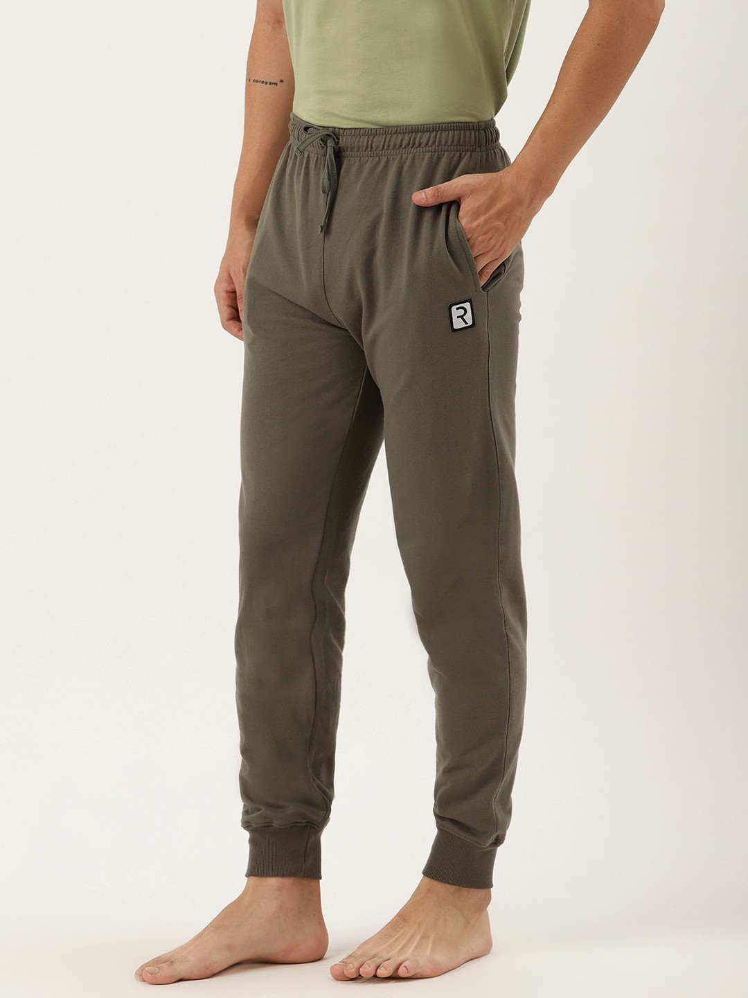 

Rodzen Men Green Solid Lounge Joggers