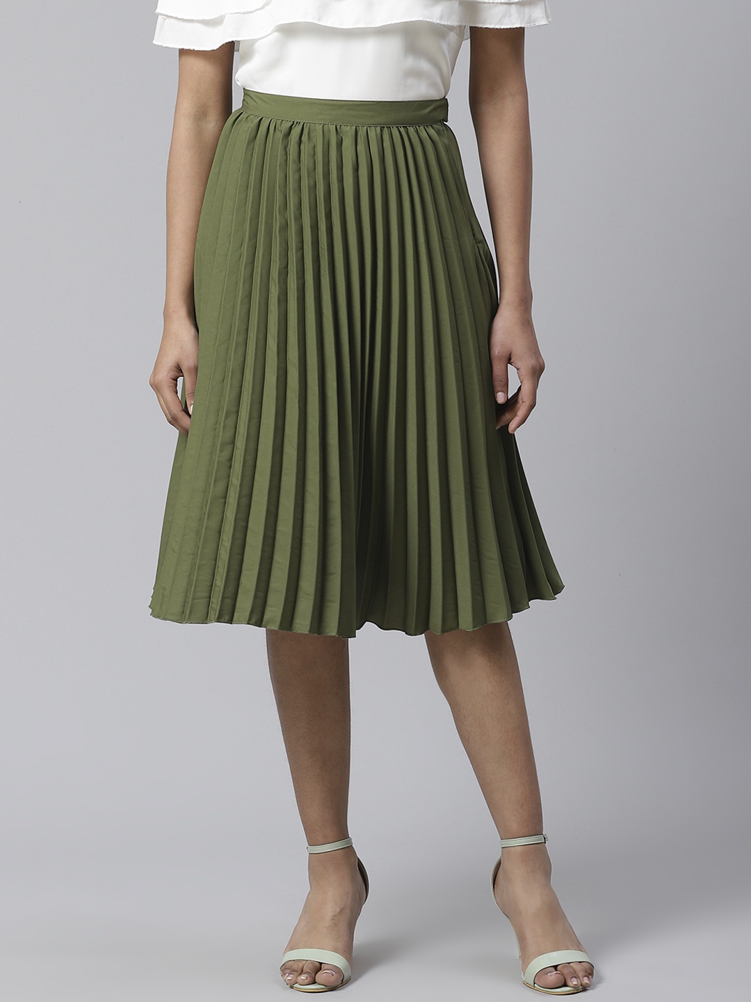 

Ives Women Olive Green Solid Accordion Pleated Knee Length A-Line Skirt