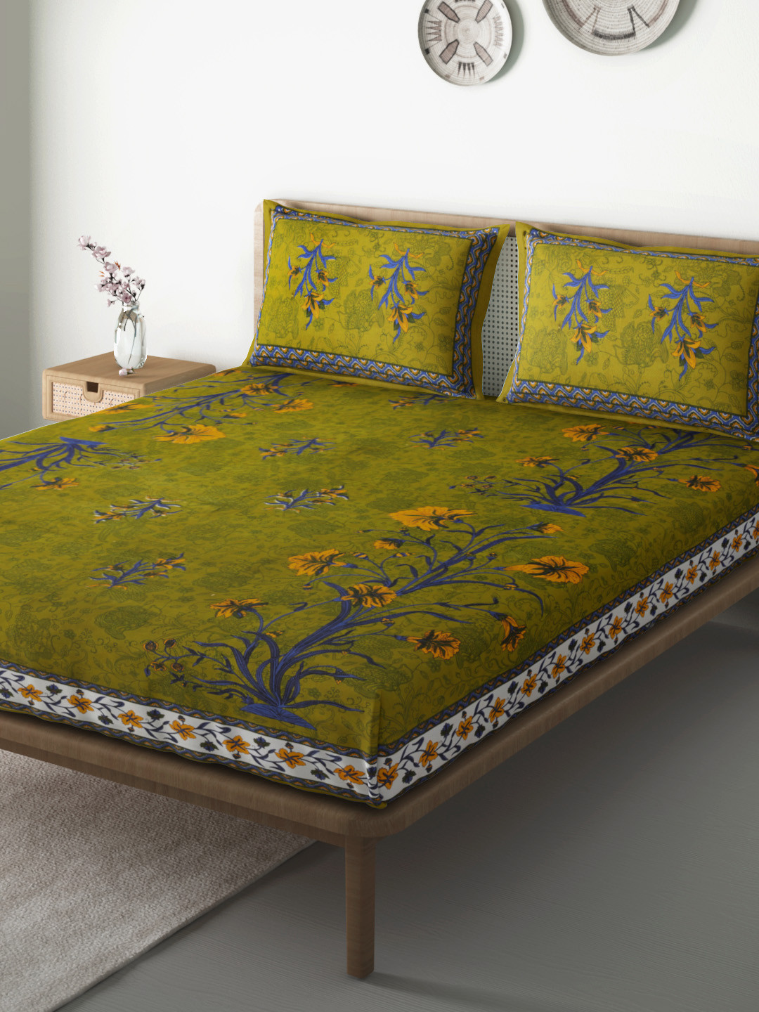 

Aura Green & Blue Floral 104 TC Cotton 1 Queen Bedsheet with 2 Pillow Covers