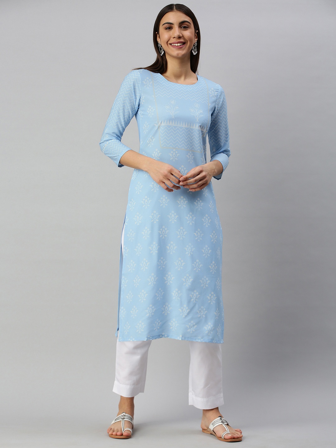 

AHIKA Women Blue Ethnic Motifs Printed Kurta