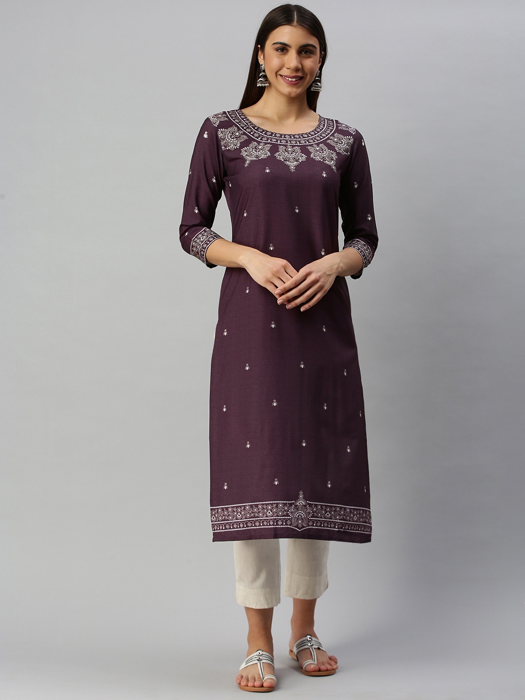 

AHIKA Women Purple & White Ethnic Motifs Printed Kurta