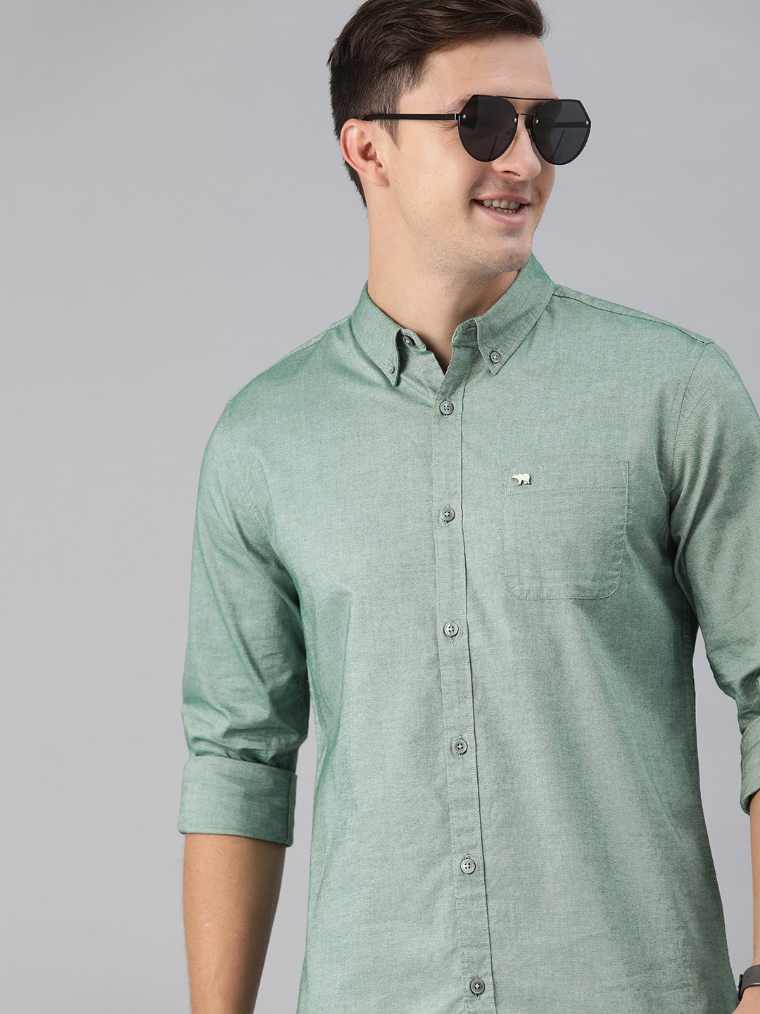 

THE BEAR HOUSE Men Green Slim Fit Solid Pure Cotton Casual Shirt