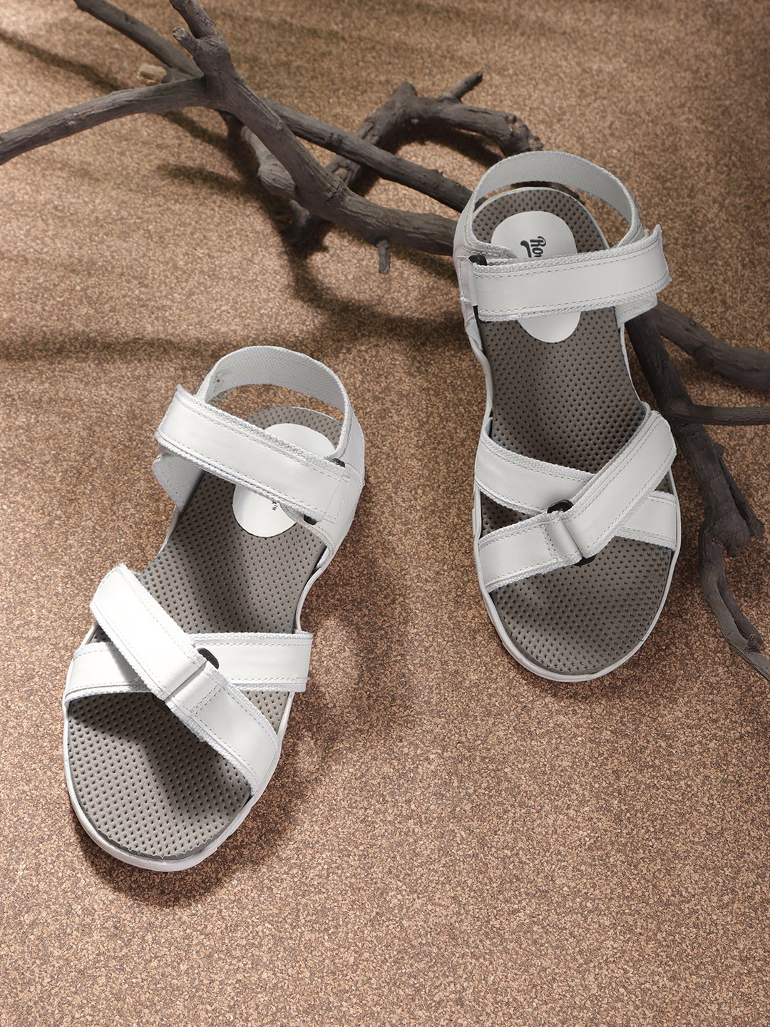 

The Roadster Lifestyle Co Women White Solid Sports Sandals