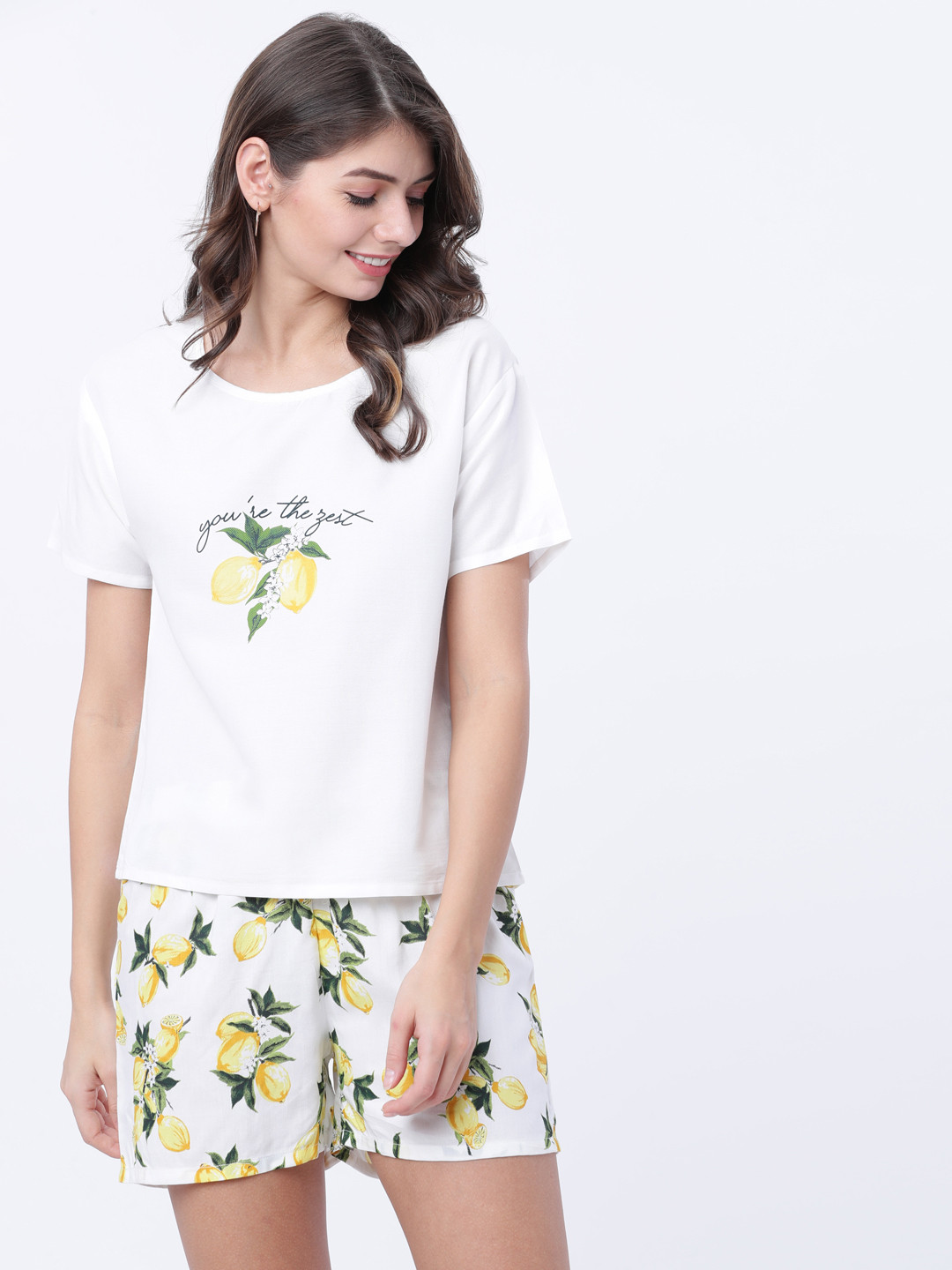 

Tokyo Talkies Women White & Yellow Printed Night Suit