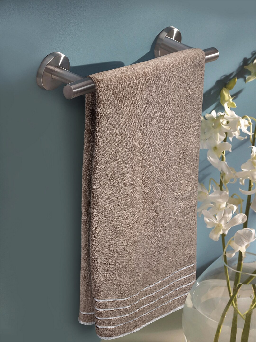 

MARK HOME Beige Solid 500 GSM Zero Twist Anti Bacterial Treated Bath Towel
