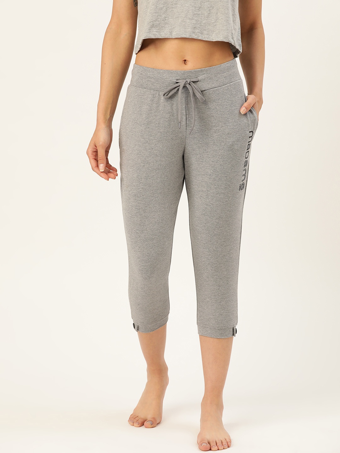 

Madame Women Grey Melange Knitted Solid Lounge Capris