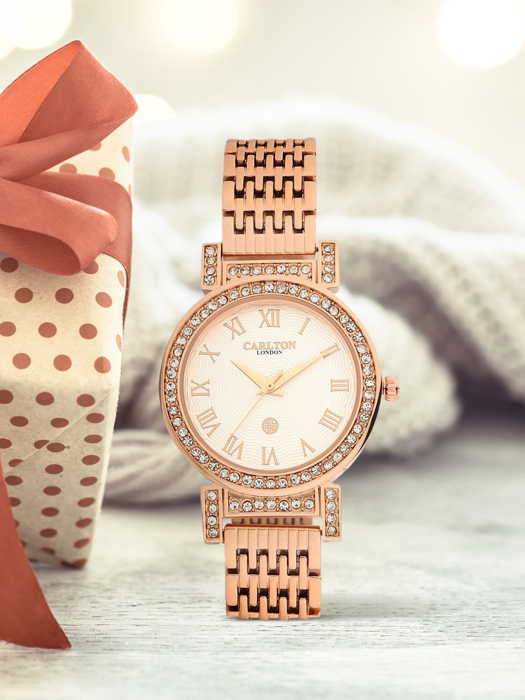

Carlton London Women Rose Analogue Watch CL038RGSLR