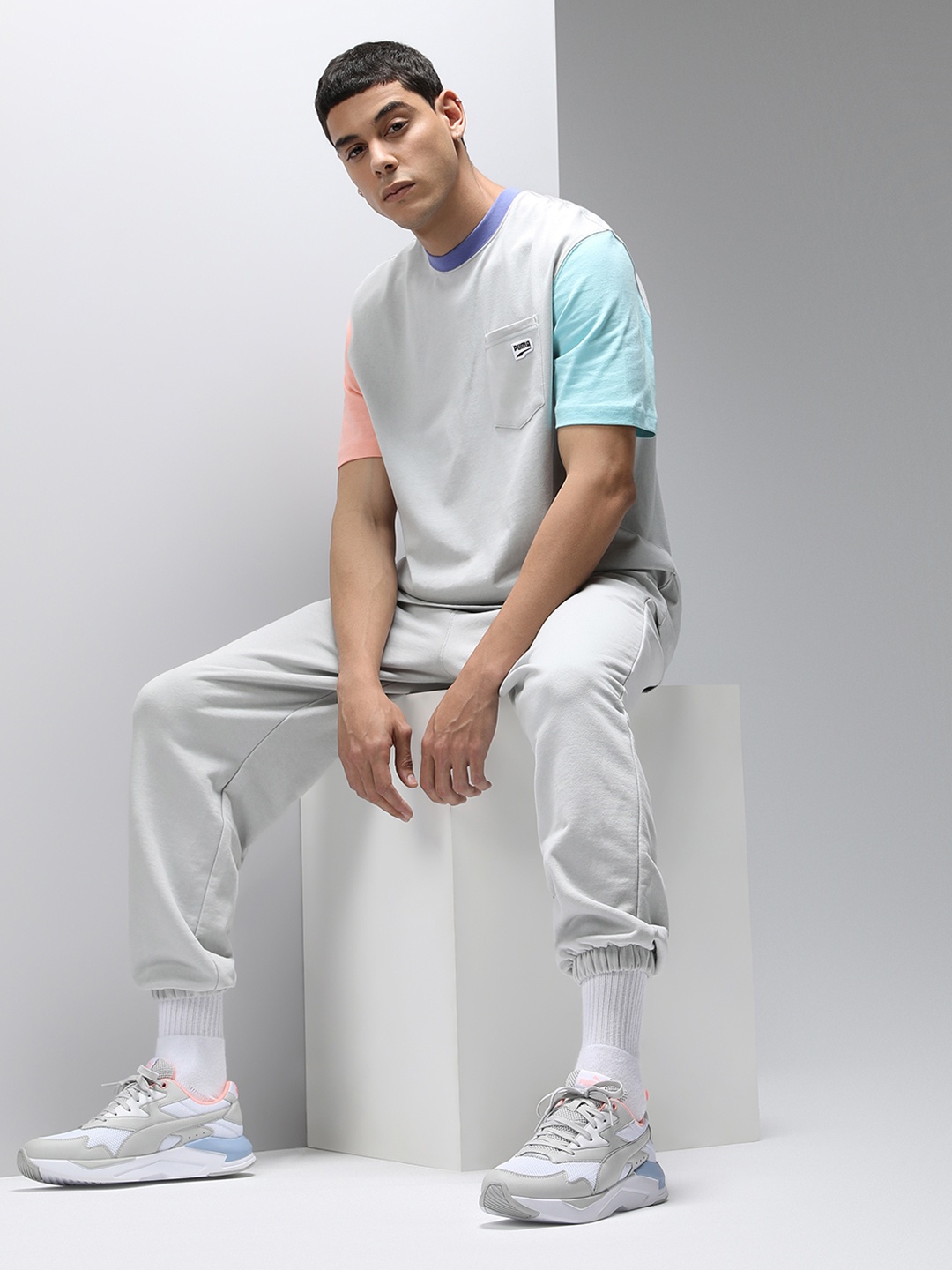 

Puma Unisex Grey Sneakers