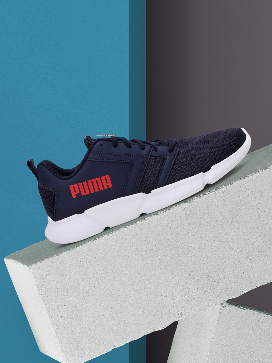 

Puma Unisex Navy Blue Running Flair Shoes