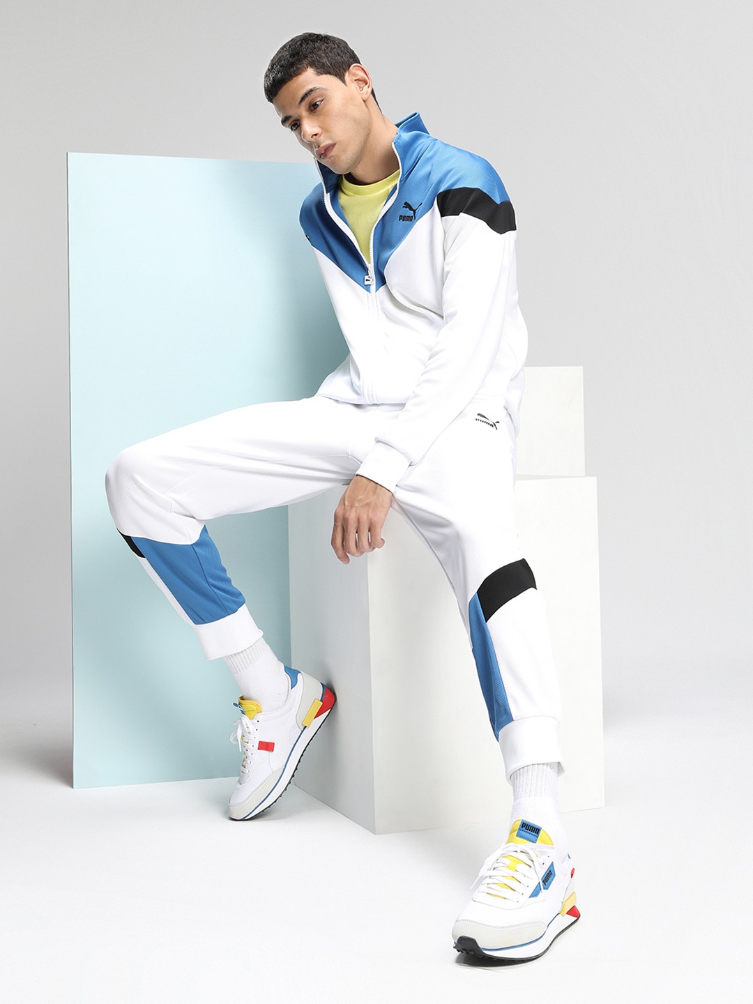 

Puma Unisex White Woven-Design Sneakers