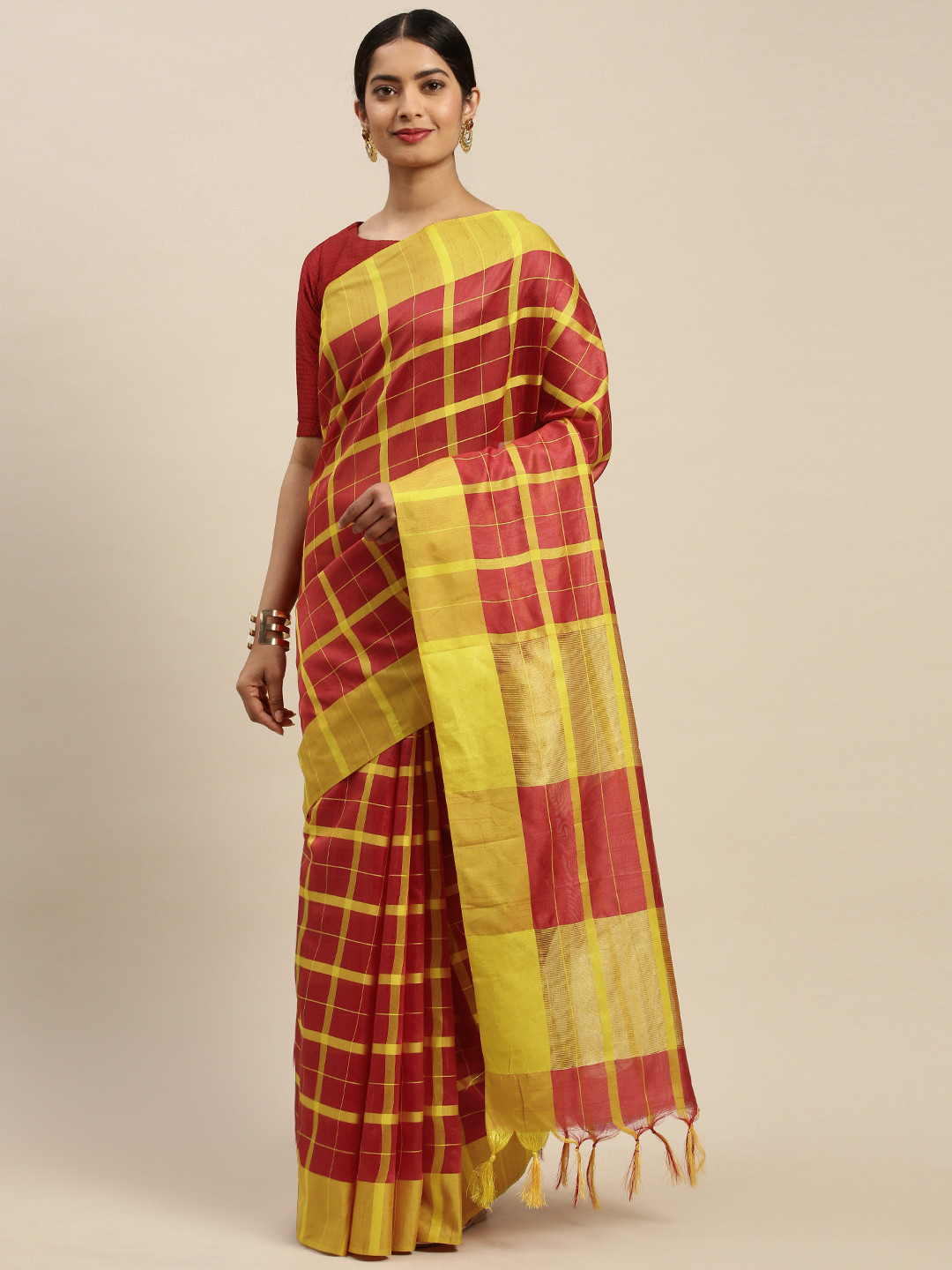 

Rajnandini Red & Yellow Checks Printed Saree