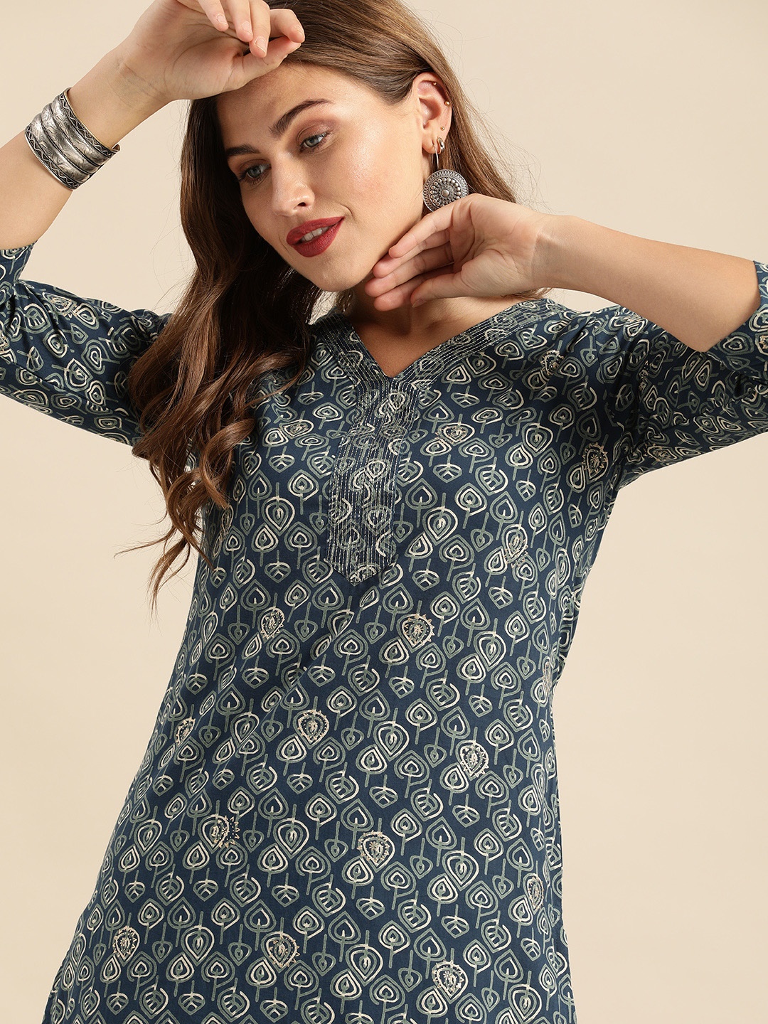 

Varanga Women Navy Blue Ethnic Motifs Pure Cotton Printed Kurta