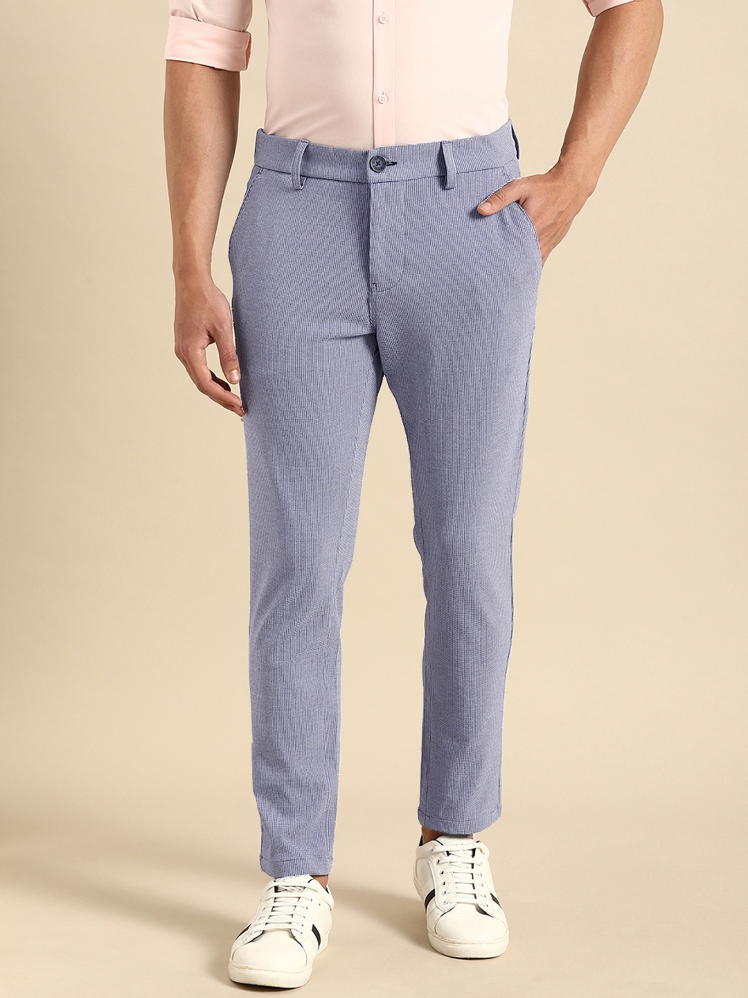 

Being Human Clothing Men Blue & White Cropped Fit Checked Regular Trousers