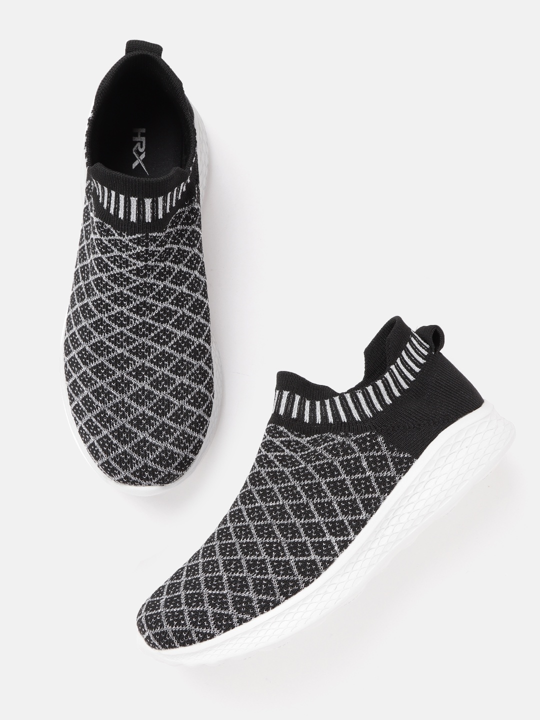 

HRX by Hrithik Roshan Women Black & Silver-Toned Woven Design Walking Shoes
