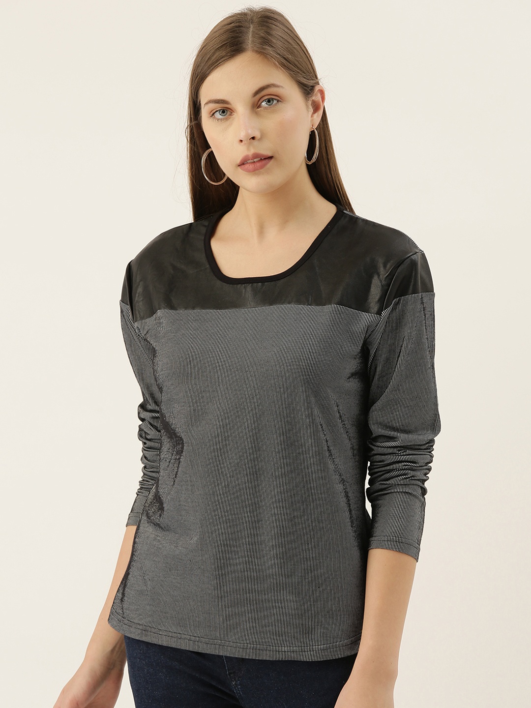 

Campus Sutra Women Charcoal Grey & Black Colourblocked Bio Wash Pure Cotton T-shirt