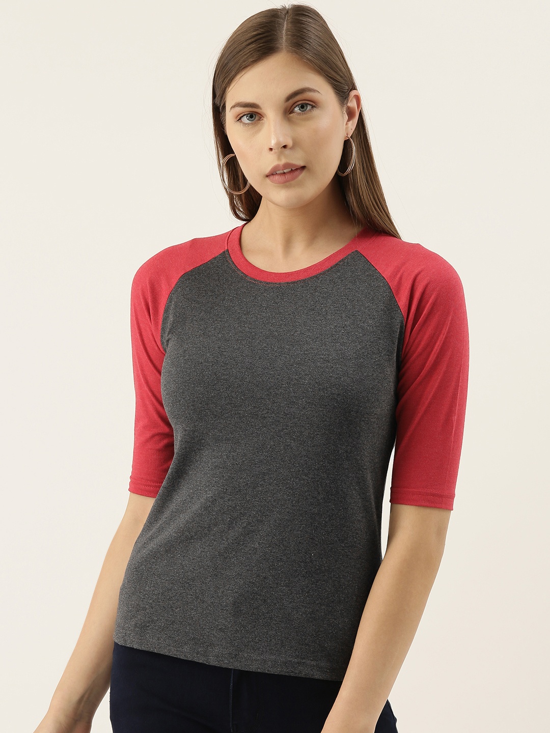 

Campus Sutra Women Charcoal Grey & Red Solid Round Neck T-shirt