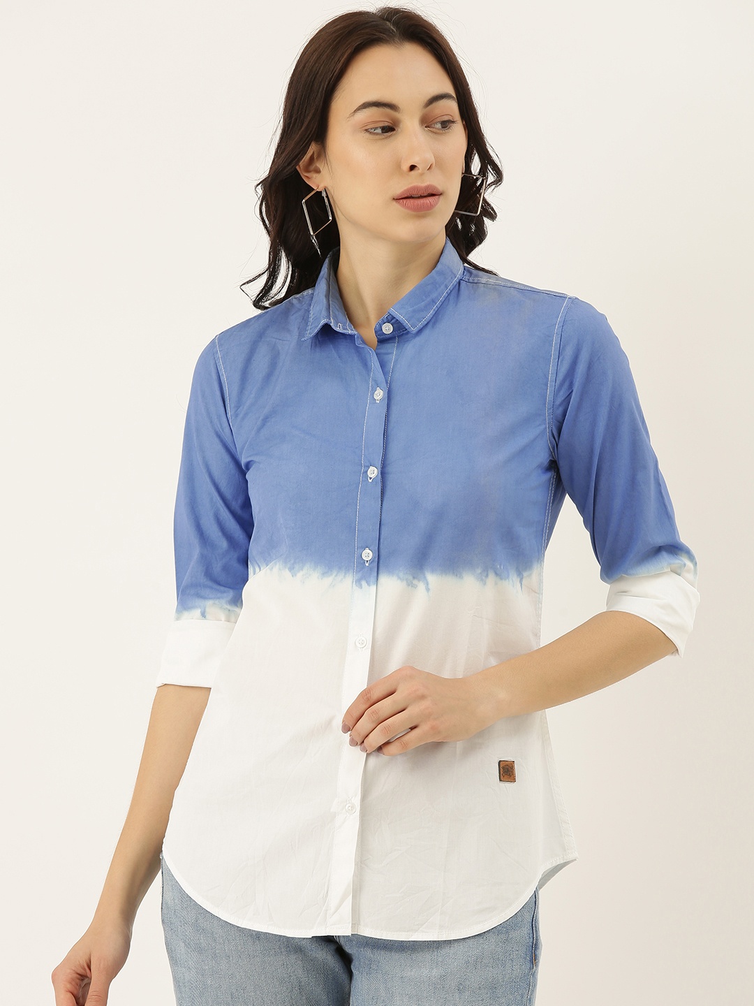 

Campus Sutra Women Blue & White Regular Fit Colourblocked Casual Shirt