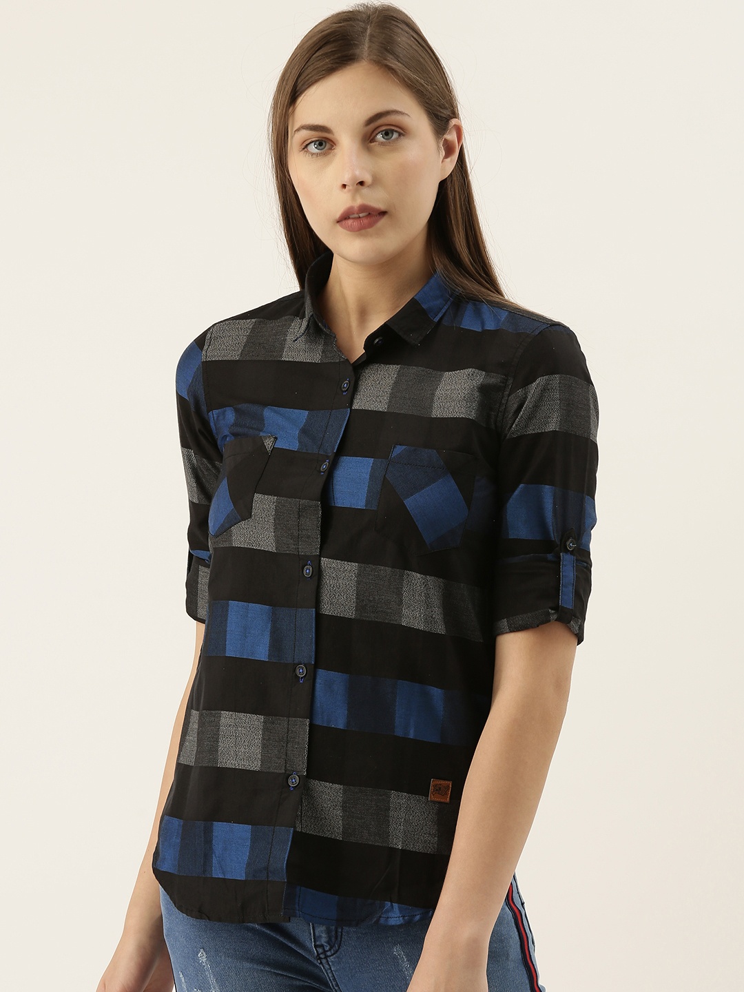 

Campus Sutra Women Black & Blue Regular Fit Checked Casual Shirt