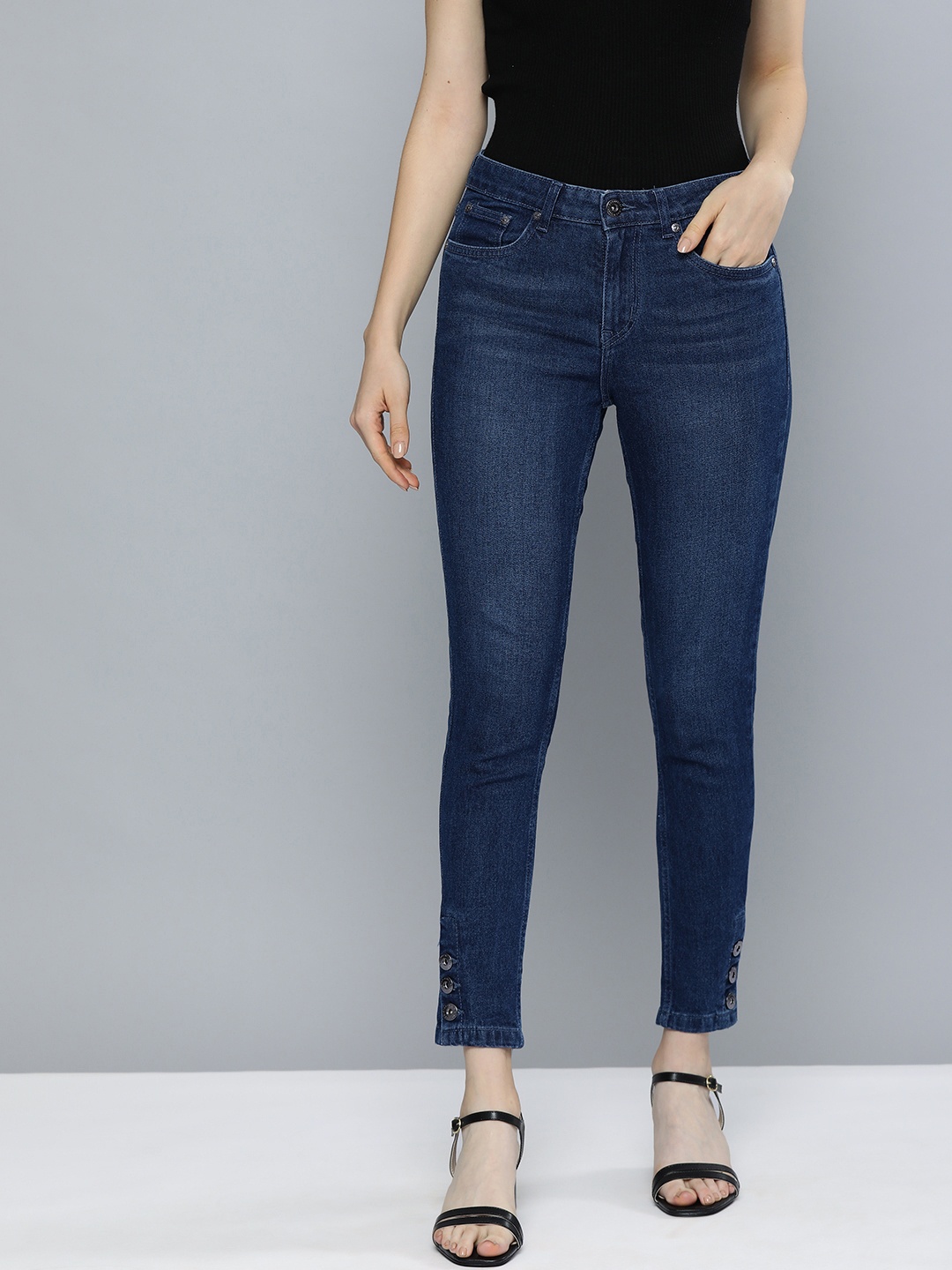 

Chemistry Women Blue Slim Fit Mid-Rise Clean Look Stretchable Jeans