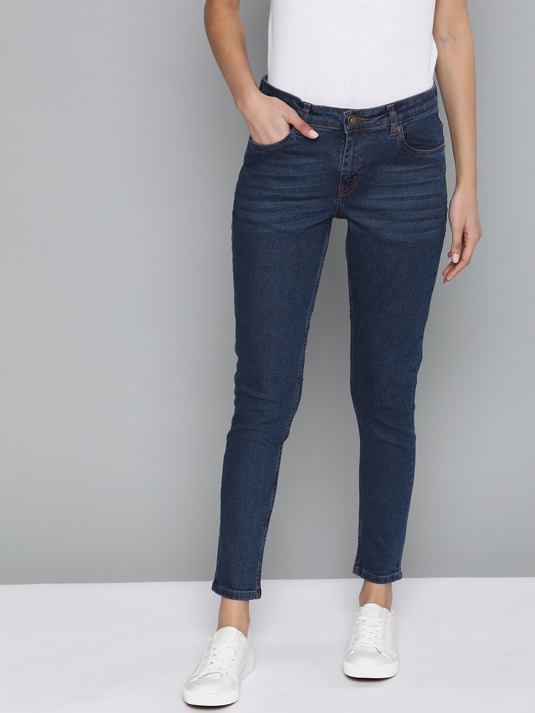 

Chemistry Women Skinny Fit Mid-Rise Clean Look Stretchable Cropped Jeans, Navy blue