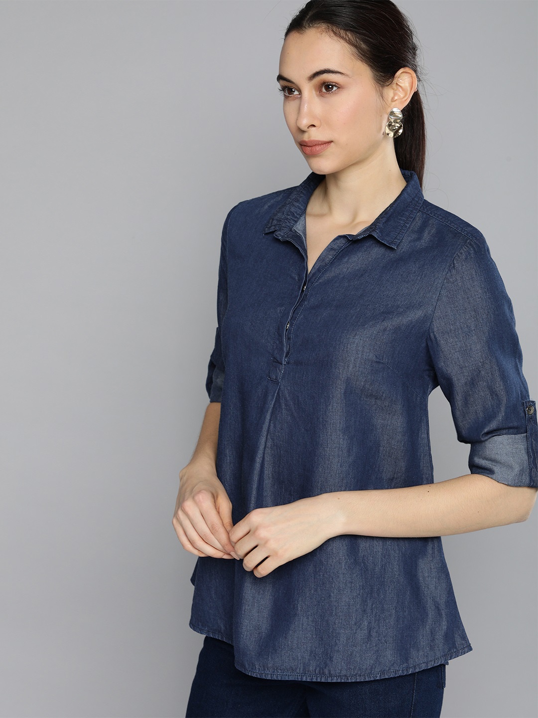 

Chemistry Women Blue Solid Denim Roll-Up Sleeves Shirt Style Top