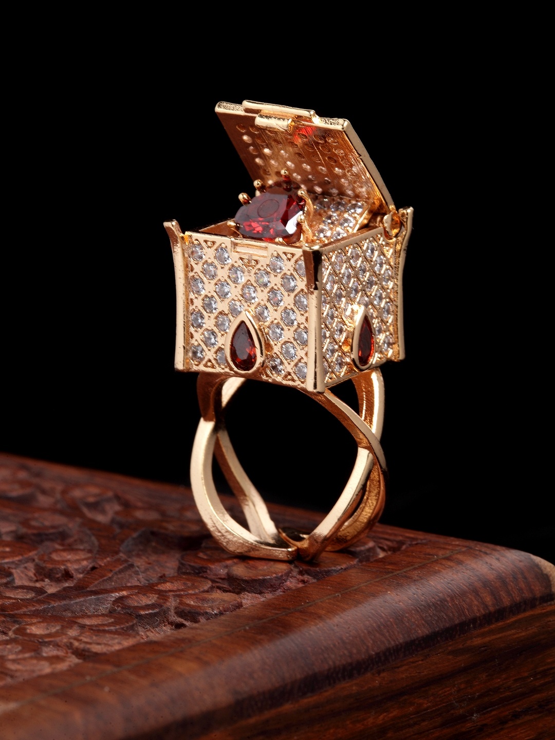 

VOGUE PANASH Gold-Plated White & Red AD-Studded Box-Shaped Handcrafted Sustainable Adjustable Finger Ring