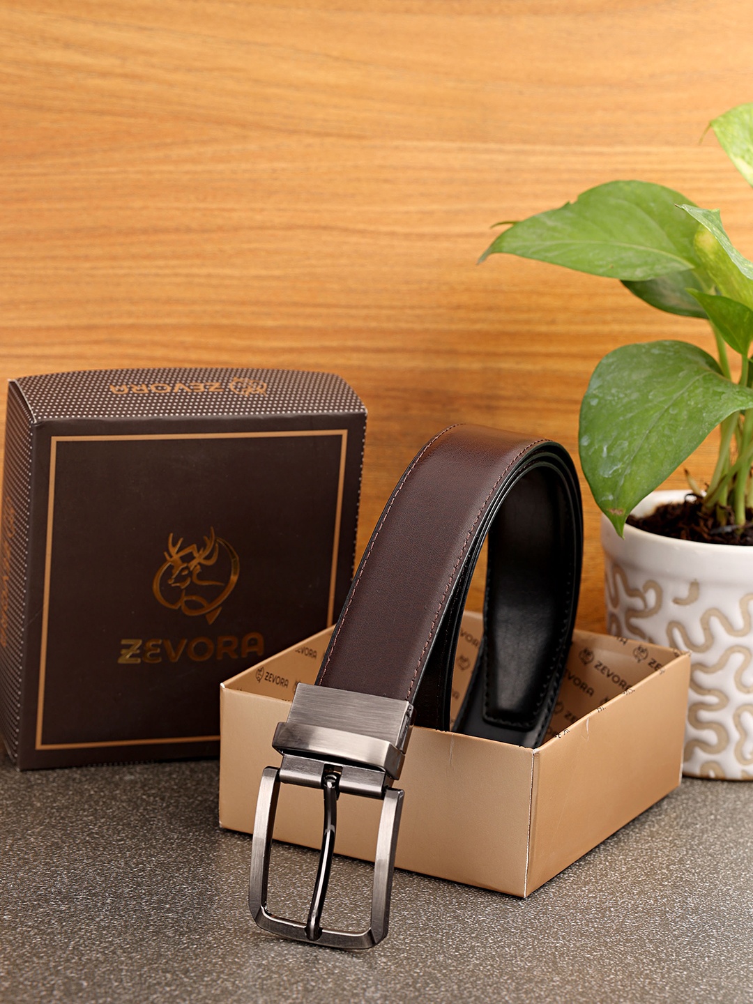 

ZEVORA Men Black & Brown Solid Reversible Belt