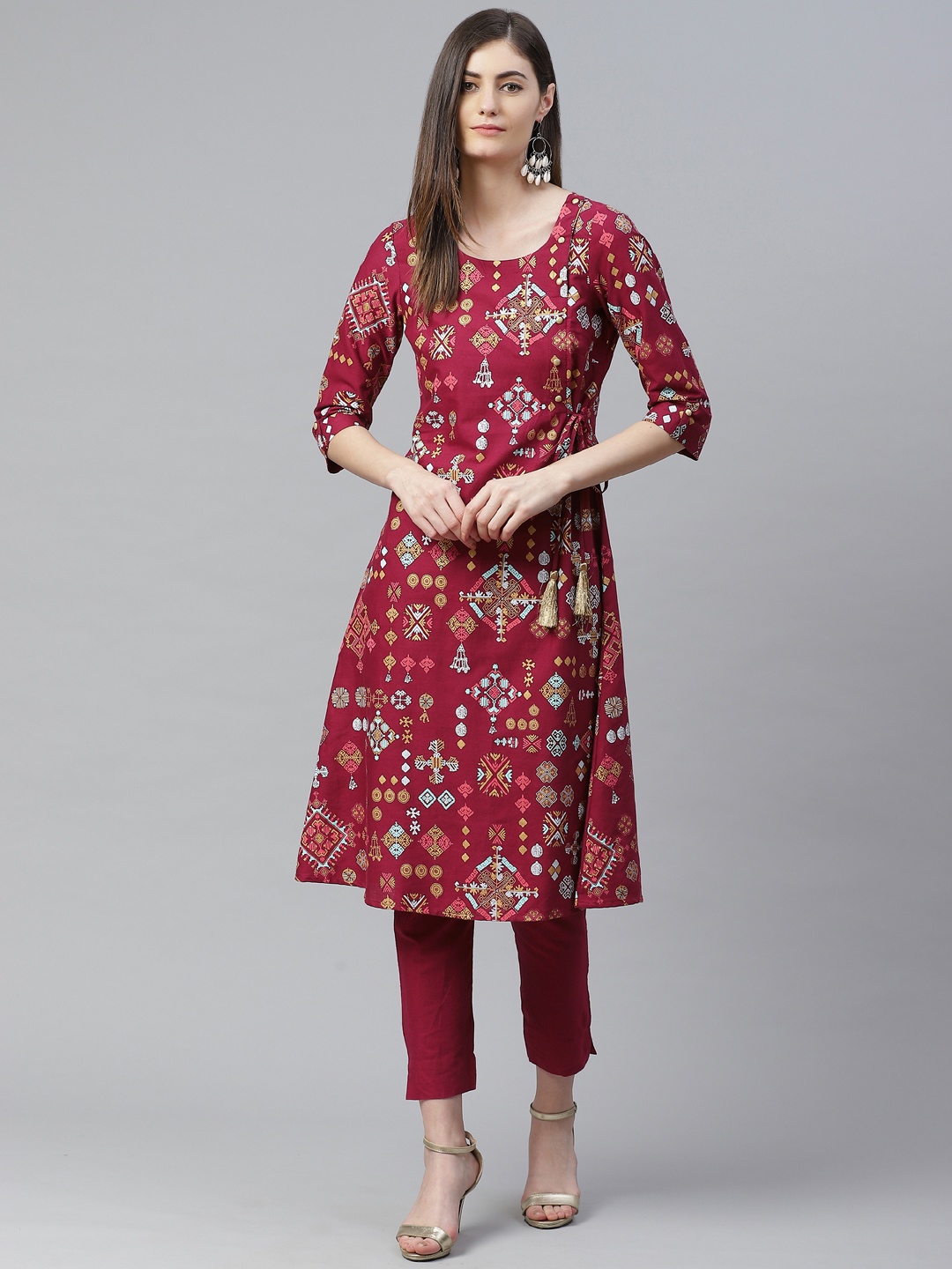 

AURELIA Women Maroon & White Printed Angrakha Kurta with Trousers