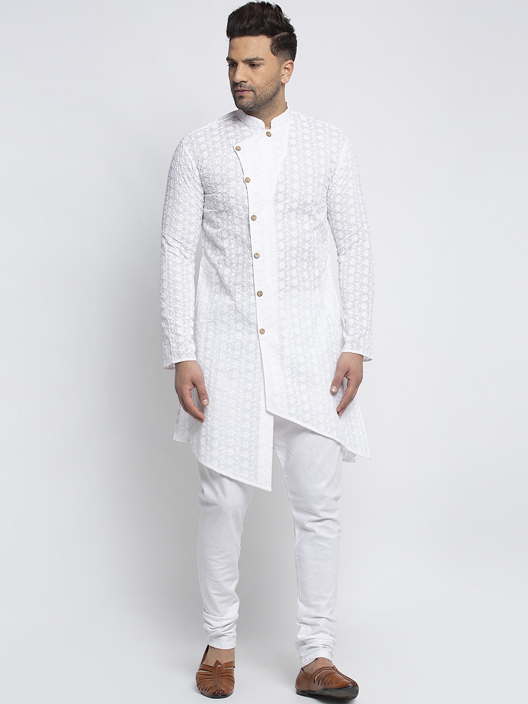 

TREEMODA Men White Chikankari Embroidered Pure Cotton Kurta with Churidar
