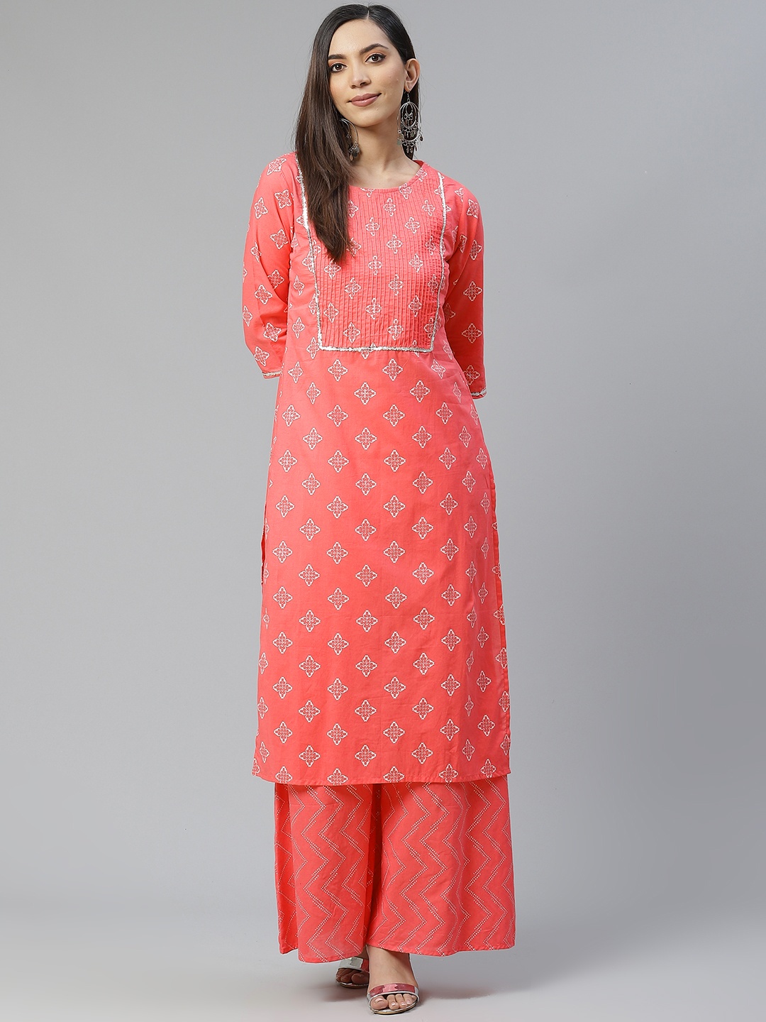 

Yuris Women Pink & White Pure Cotton Printed Kurta with Palazzos