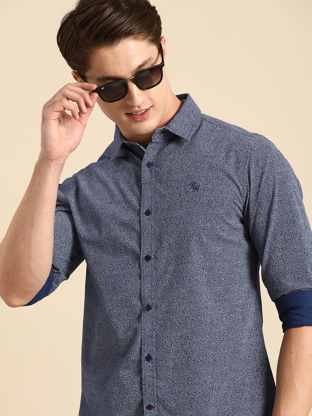 

Being Human Men Navy Blue & White Slim Fit Printed Casual Shirt