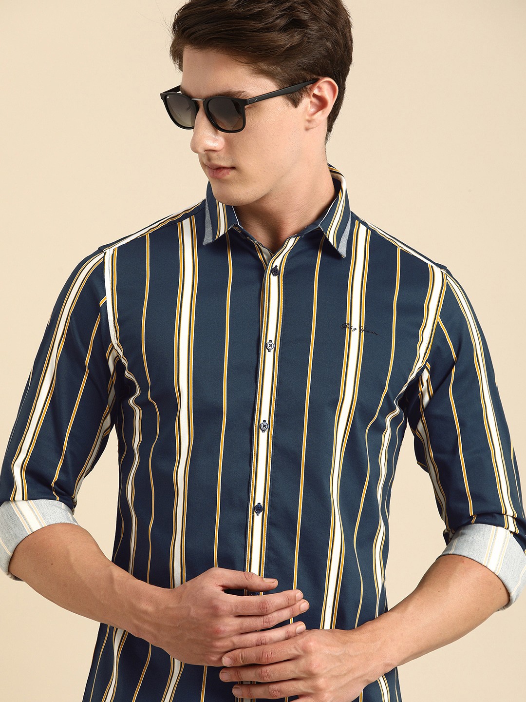 

Being Human Men Navy Blue & White Slim Fit Striped Casual Shirt