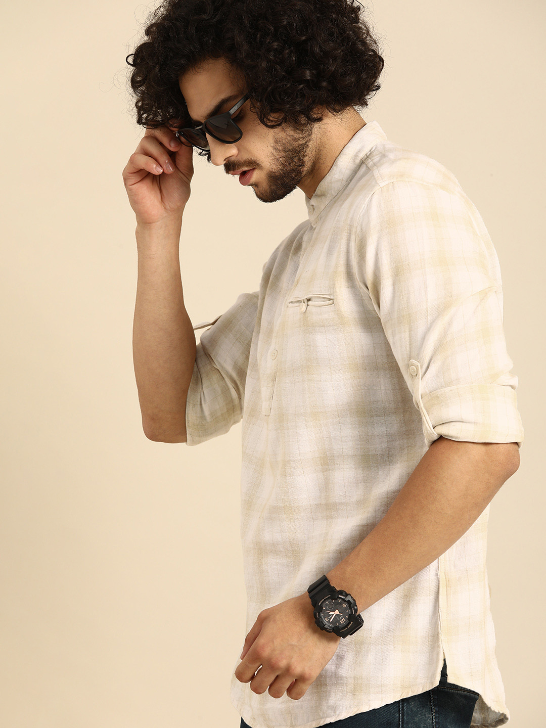 

Being Human Men Beige & White Slim Fit Checked Casual Shirt