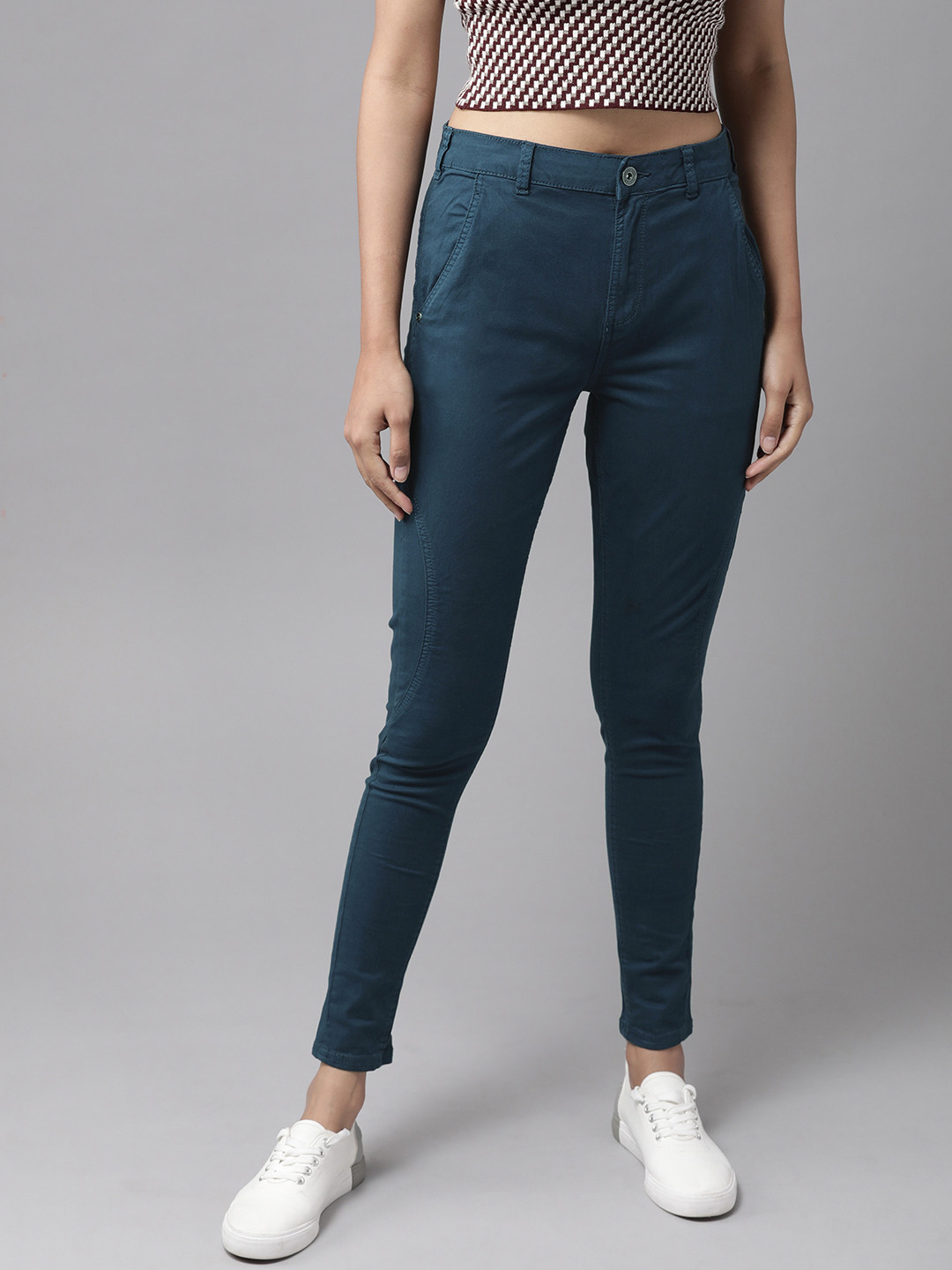 

The Roadster Lifestyle Co Women Teal Blue Regular Fit Solid Panelled Regular Trousers