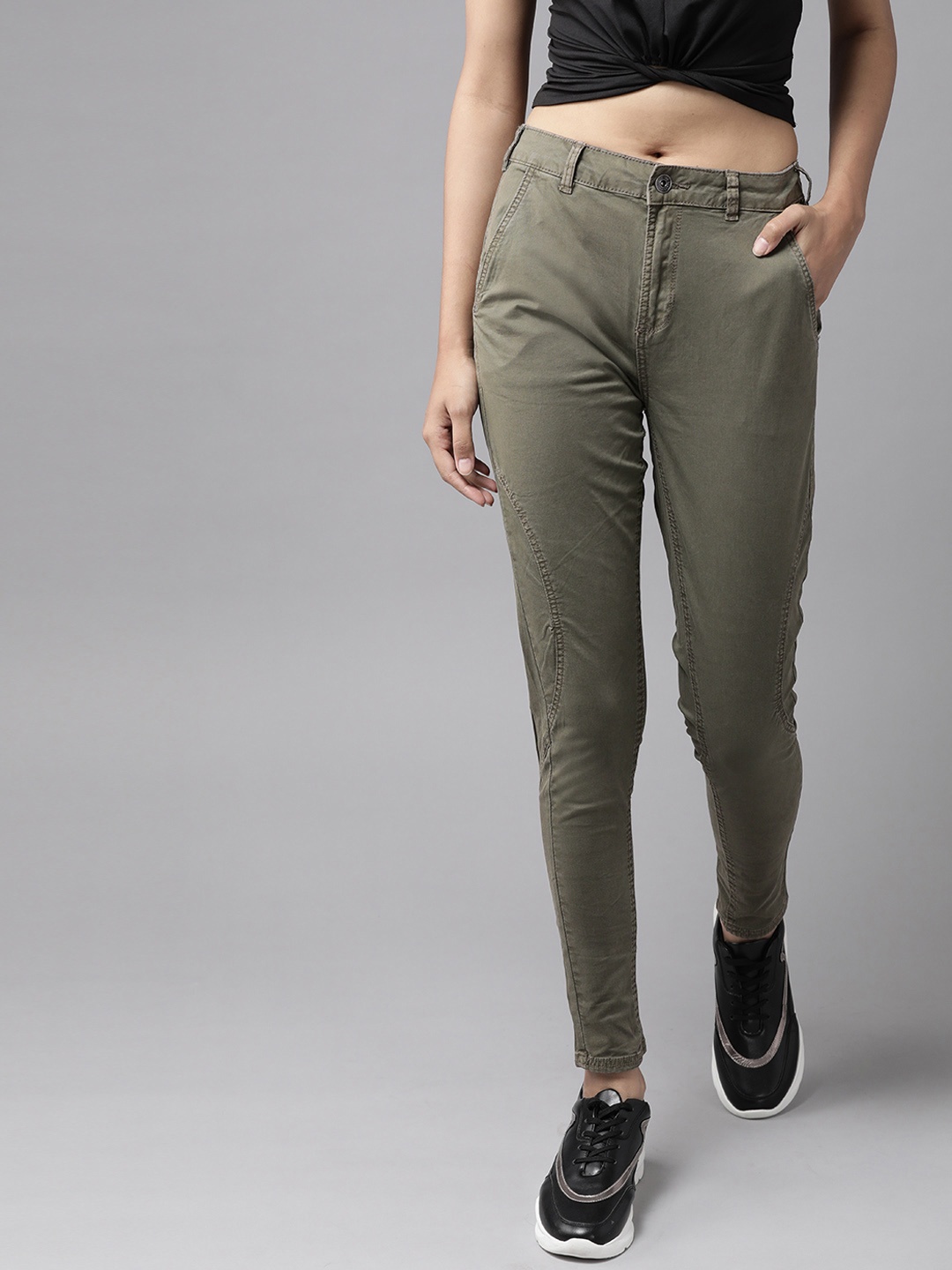 

The Roadster Lifestyle Co Women Olive Green Panelled Slim Fit Solid Trousers