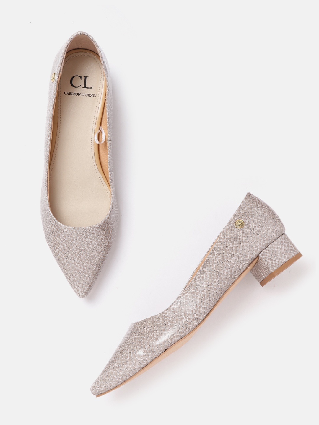 

Carlton London Women Grey Snakeskin Textured Pumps