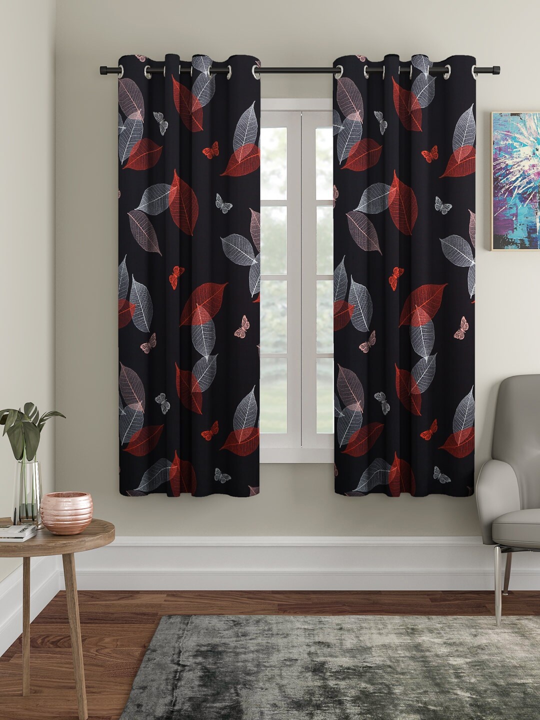 

Cortina Black & Red Digital Printed Single Window Curtain