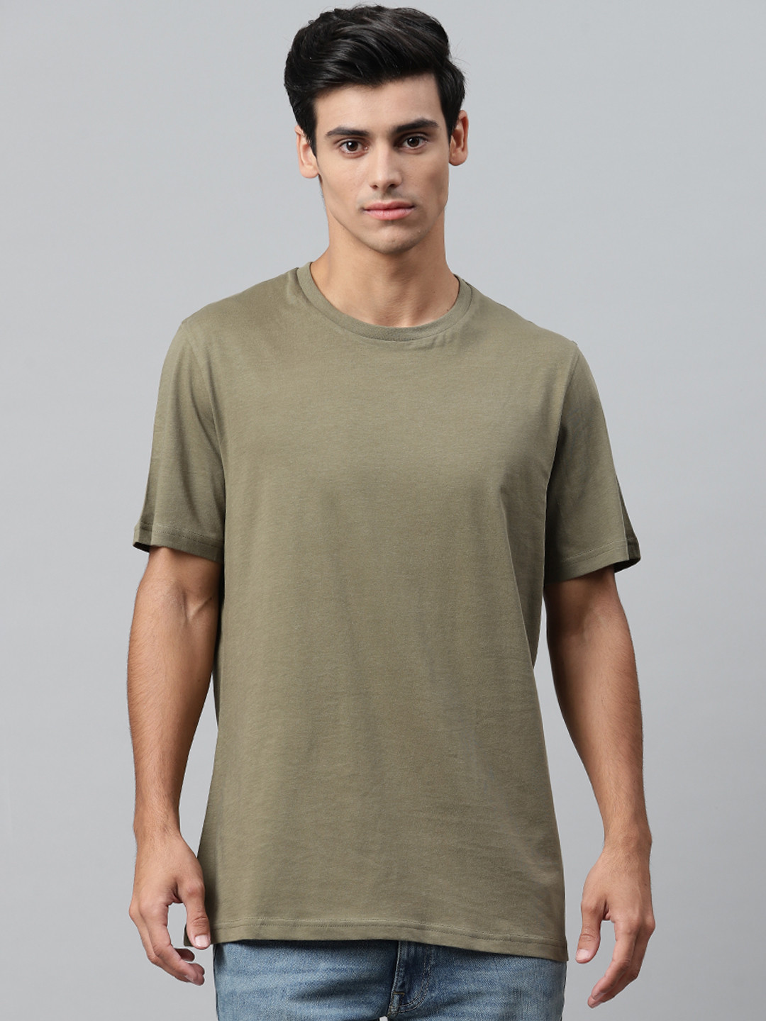 

Marks & Spencer Men Olive Green Pure Cotton Solid Round Neck T-shirt