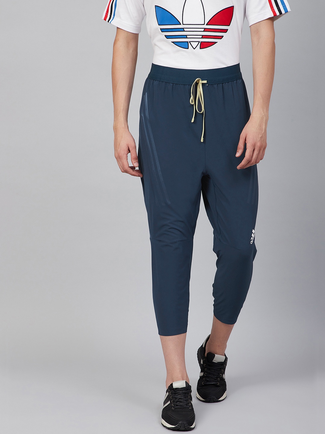 

ADIDAS Men Navy Blue Solid Loose Tapered Fit Aeroready Flow Motion Sustainable Pants