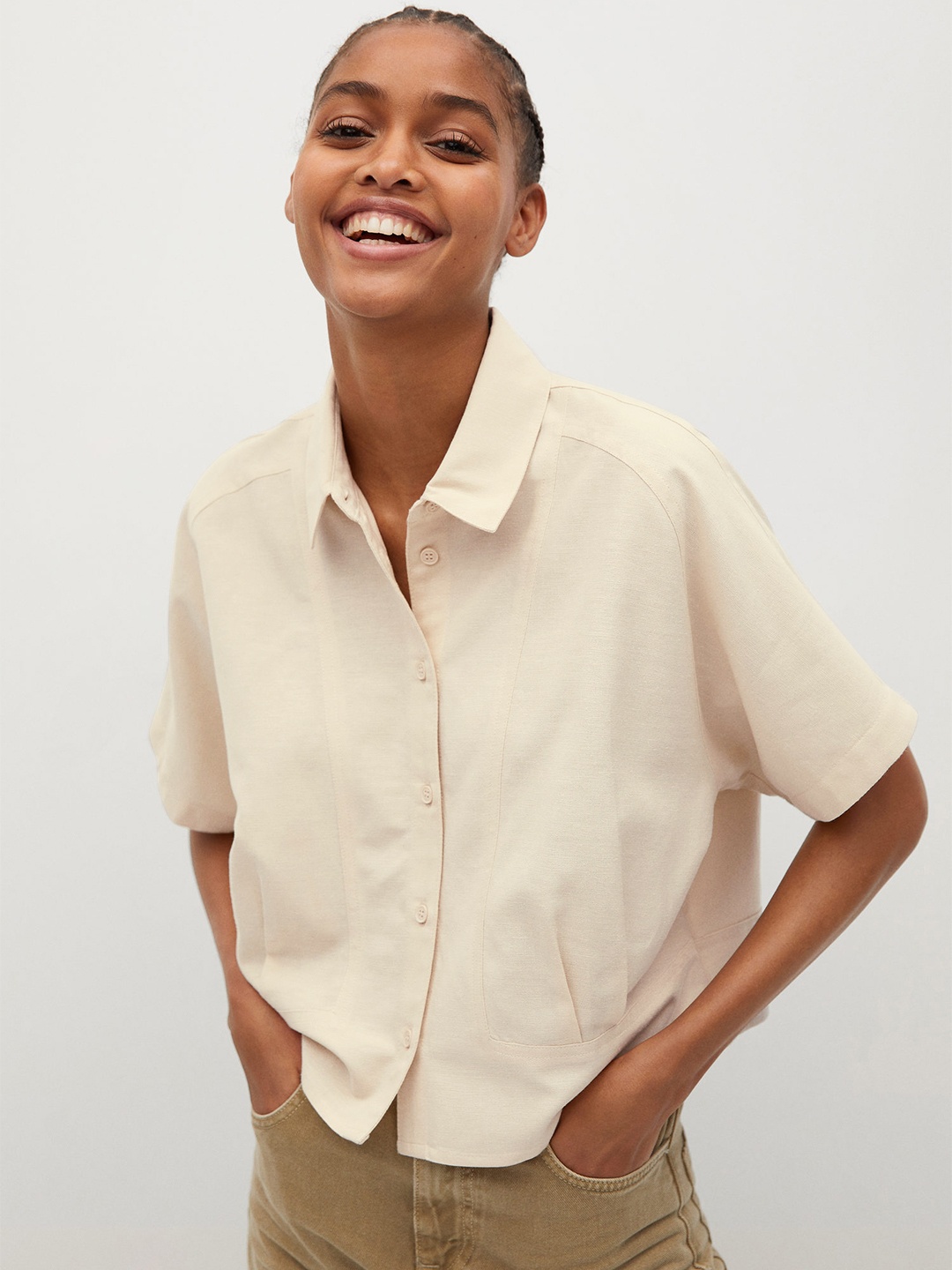 

MANGO Women Off-White Sustainable Regular Fit Solid Cropped Casual Shirt
