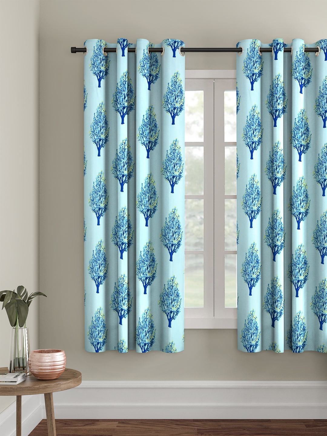 

Cortina Turquoise Blue Floral Printed Polyester Single Window Curtain