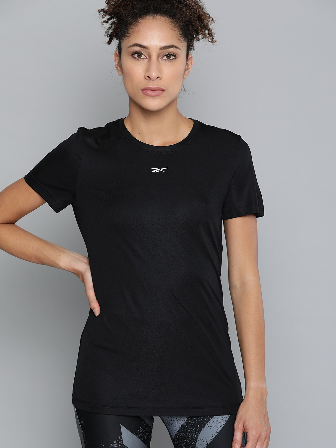 

Reebok Women Black Solid Training Foundation Poly T-shirt