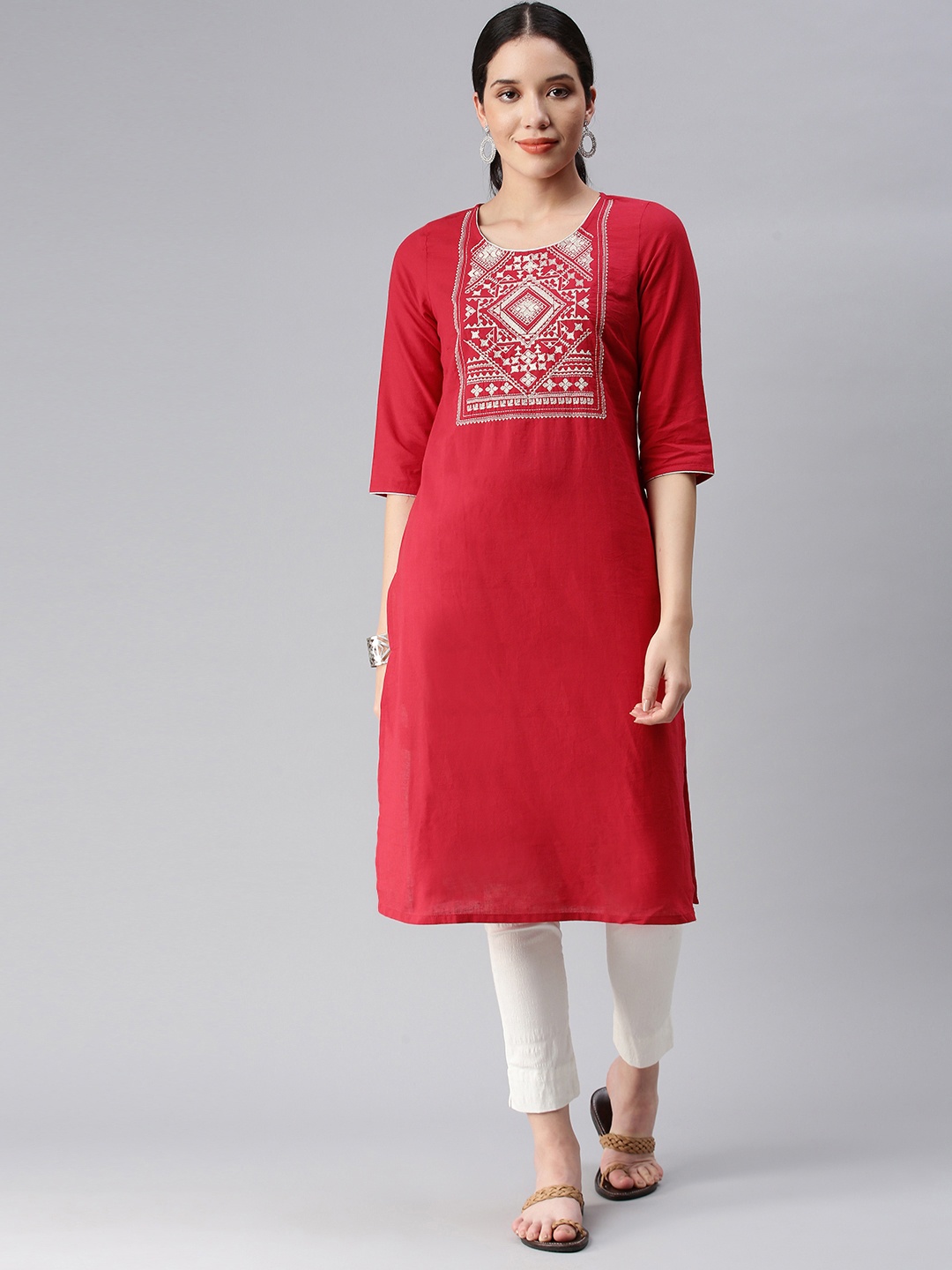 

AURELIA Women Red Yoke Design Kurta