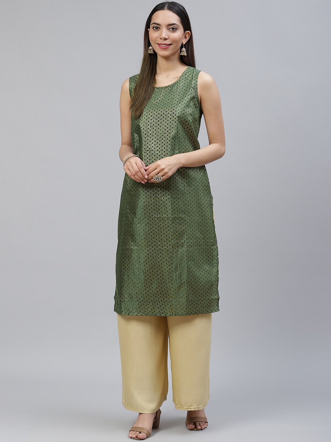 

AURELIA Women Green & Golden Geometric Printed Straight Kurta