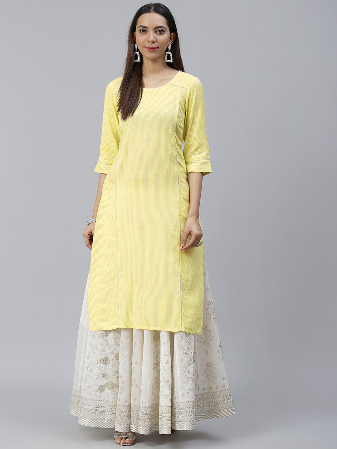 

AURELIA Women Yellow Geometric Printed Dobby Weave Straight Kurta