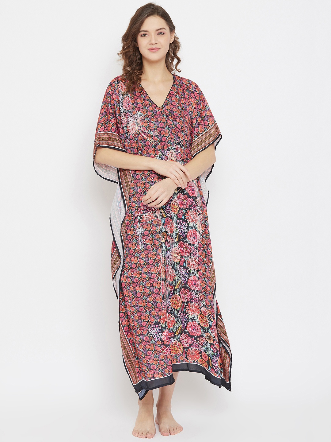 

The Kaftan Company Black & Pink Printed Nightdress