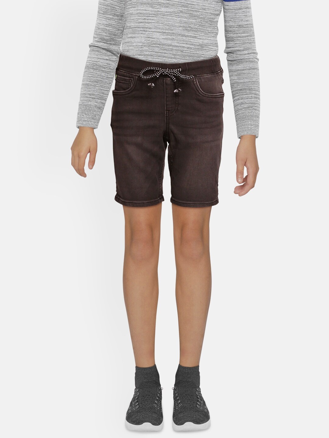 

Jack & Jones Boys Black Solid Regular Fit Denim Shorts