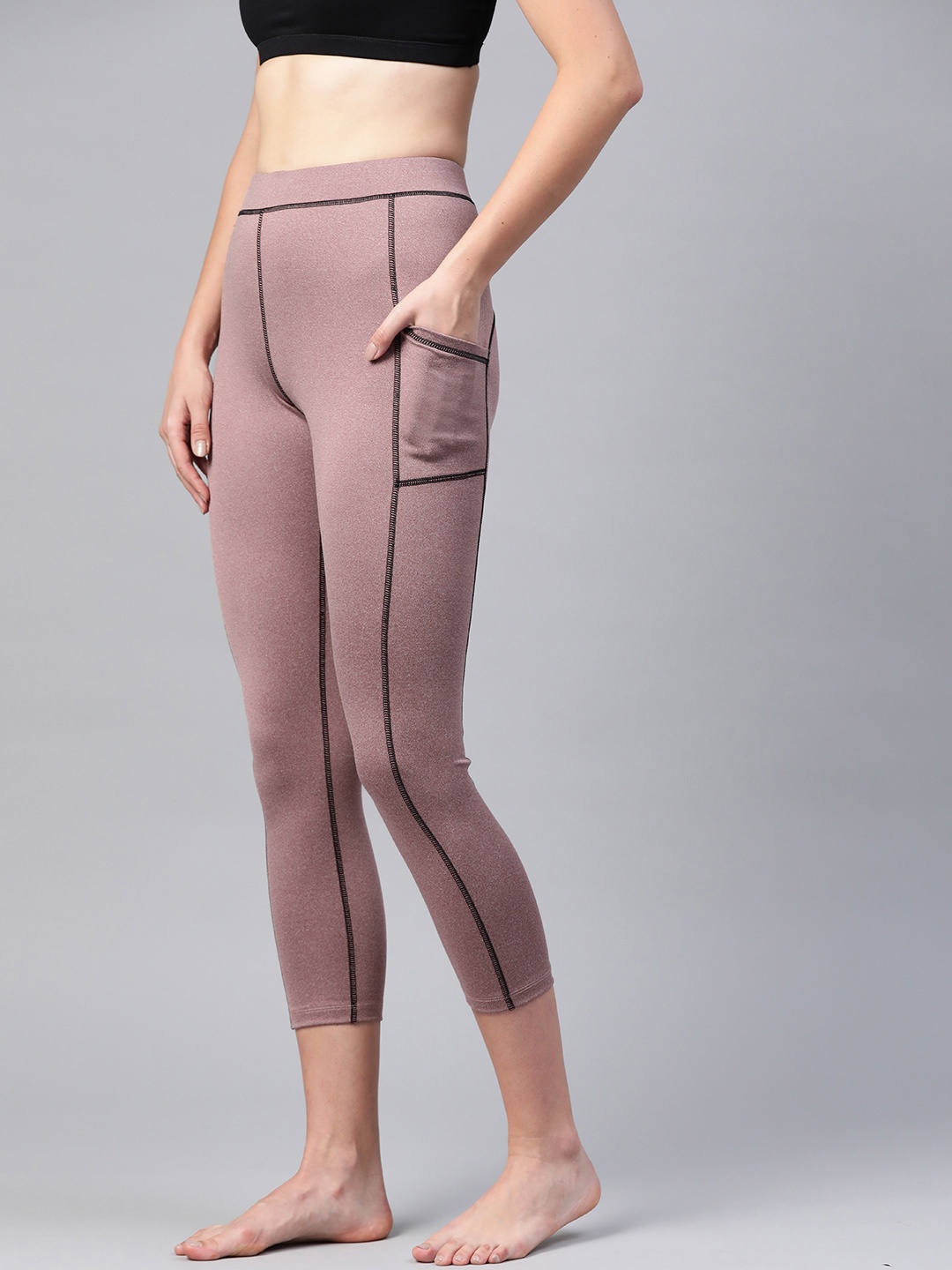 

CHKOKKO Women Pink Solid Cropped Yoga Tights